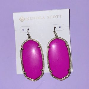Magenta Danielle Earrings